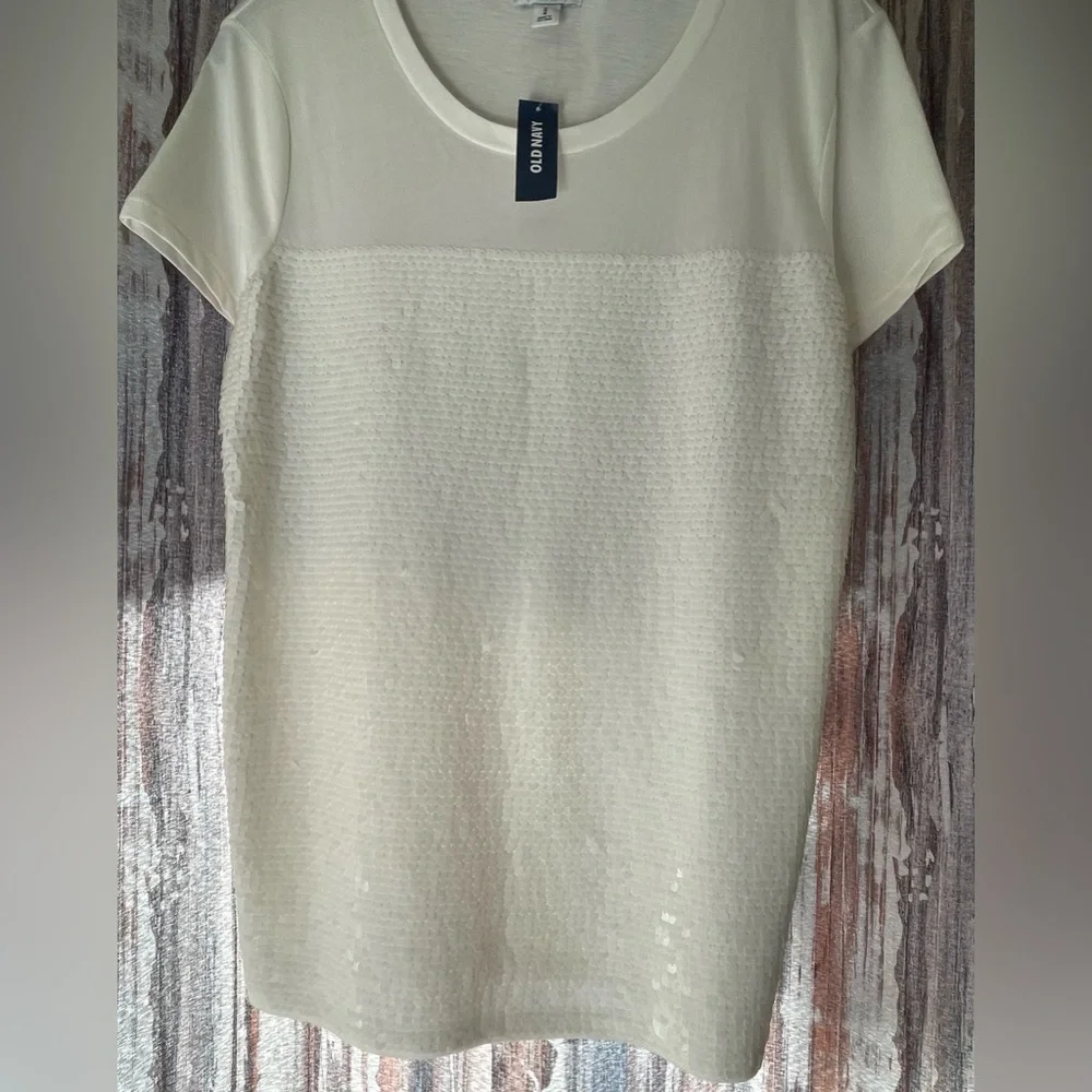 Old Navy Mermaid Sequin Tee New with Tags Size M - Picture 2 of 5